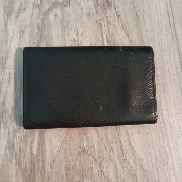 PRADA triangle Plate Tri-fold 6 rows Key Case - Picture 2 of 9